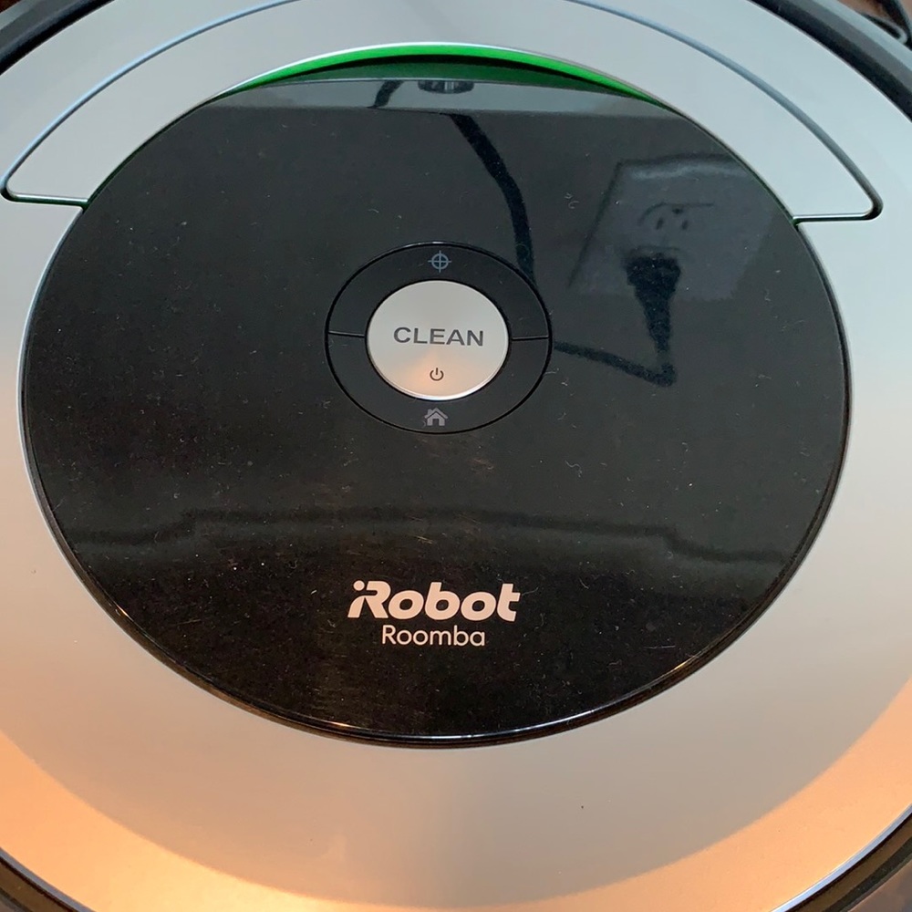 Barely used Roomba from Robot